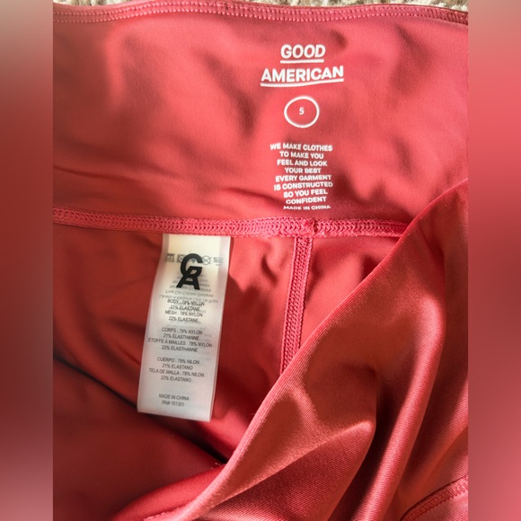 Good American metallic pink leggings - Picture 4 of 6